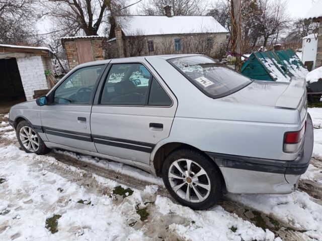 Серый Пежо 405, объемом двигателя 2 л и пробегом 300 тыс. км за 1100 $, фото 5 на Automoto.ua