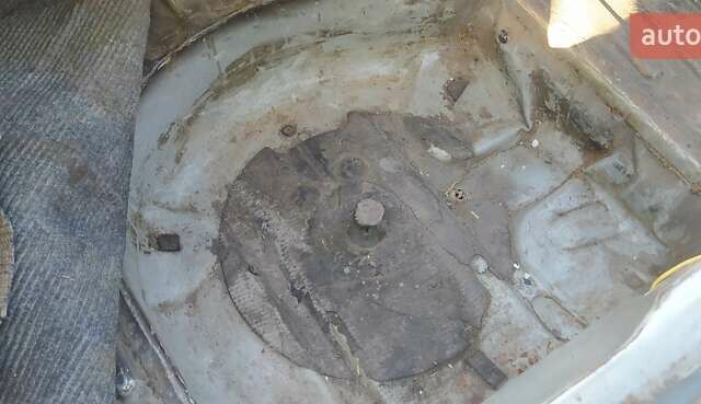 Серый Пежо 405, объемом двигателя 1.9 л и пробегом 220 тыс. км за 475 $, фото 32 на Automoto.ua