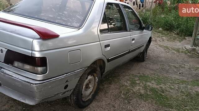 Серый Пежо 405, объемом двигателя 1.9 л и пробегом 220 тыс. км за 475 $, фото 8 на Automoto.ua