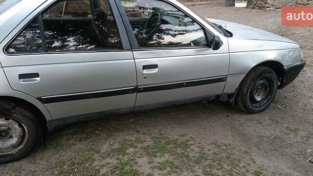 Серый Пежо 405, объемом двигателя 1.9 л и пробегом 220 тыс. км за 475 $, фото 6 на Automoto.ua