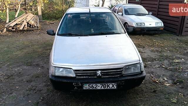 Серый Пежо 405, объемом двигателя 1.9 л и пробегом 220 тыс. км за 462 $, фото 6 на Automoto.ua