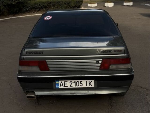 Серый Пежо 405, объемом двигателя 1.9 л и пробегом 292 тыс. км за 2000 $, фото 4 на Automoto.ua