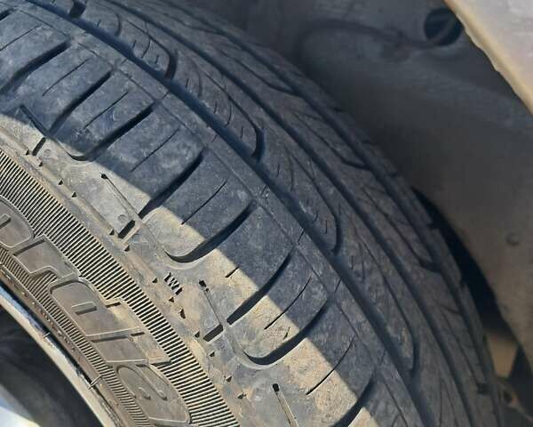Сірий Пежо 405, об'ємом двигуна 0 л та пробігом 57 тис. км за 900 $, фото 4 на Automoto.ua