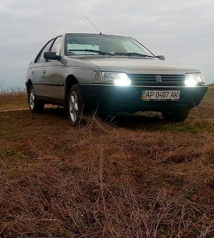 Сірий Пежо 405, об'ємом двигуна 1.6 л та пробігом 300 тис. км за 1500 $, фото 1 на Automoto.ua