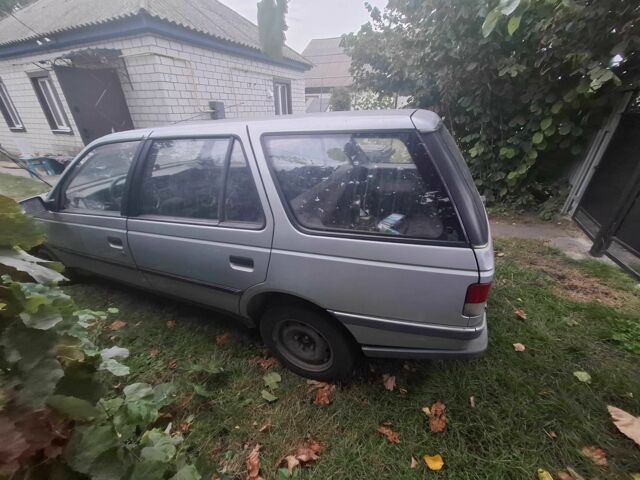 Сірий Пежо 405, об'ємом двигуна 1.6 л та пробігом 343 тис. км за 725 $, фото 4 на Automoto.ua