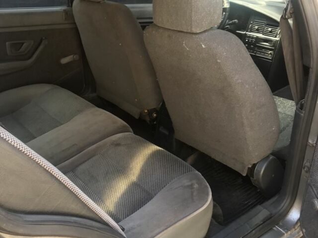 Серый Пежо 405, объемом двигателя 1.9 л и пробегом 324 тыс. км за 714 $, фото 12 на Automoto.ua