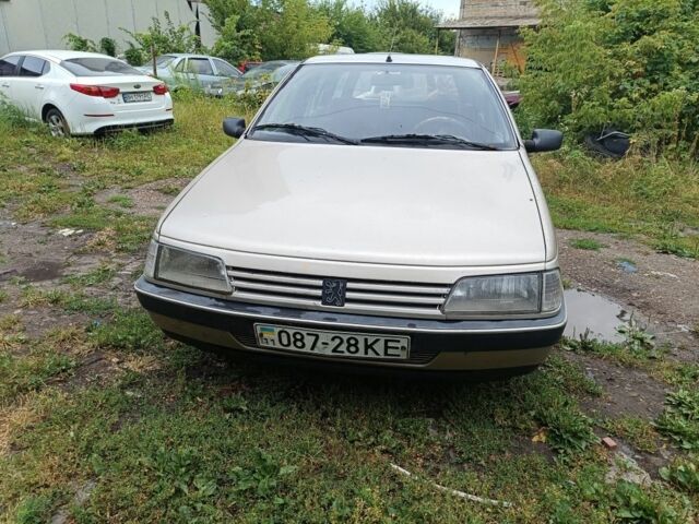 Серый Пежо 405, объемом двигателя 1.9 л и пробегом 300 тыс. км за 1000 $, фото 1 на Automoto.ua