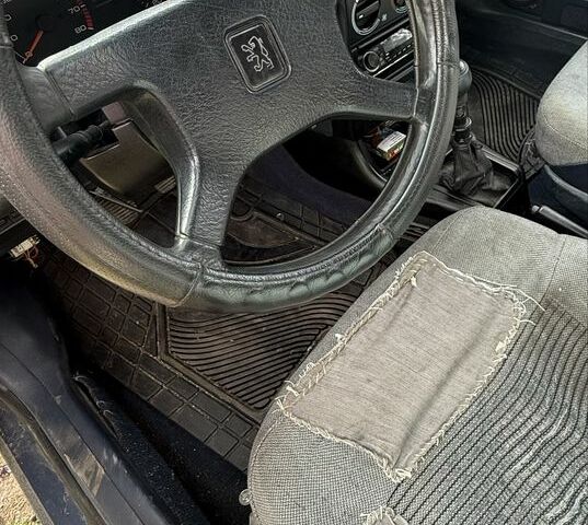 Синий Пежо 405, объемом двигателя 0 л и пробегом 3 тыс. км за 1400 $, фото 2 на Automoto.ua