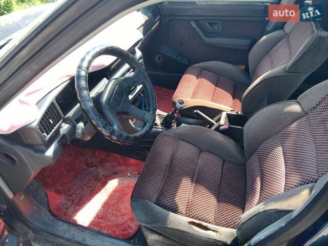 Синій Пежо 405, об'ємом двигуна 1.6 л та пробігом 300 тис. км за 600 $, фото 1 на Automoto.ua