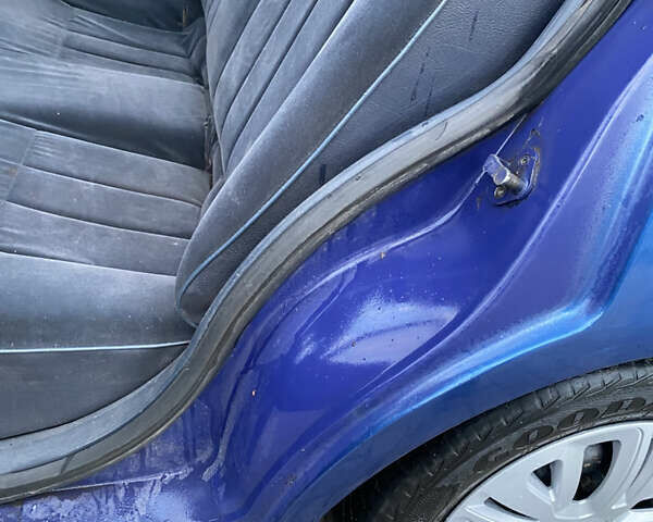 Синій Пежо 405, об'ємом двигуна 1.6 л та пробігом 153 тис. км за 1000 $, фото 8 на Automoto.ua