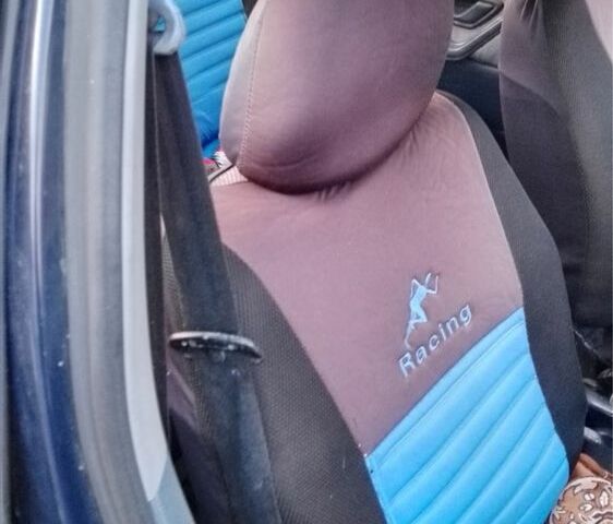 Синий Пежо 405, объемом двигателя 1.9 л и пробегом 100 тыс. км за 1200 $, фото 4 на Automoto.ua