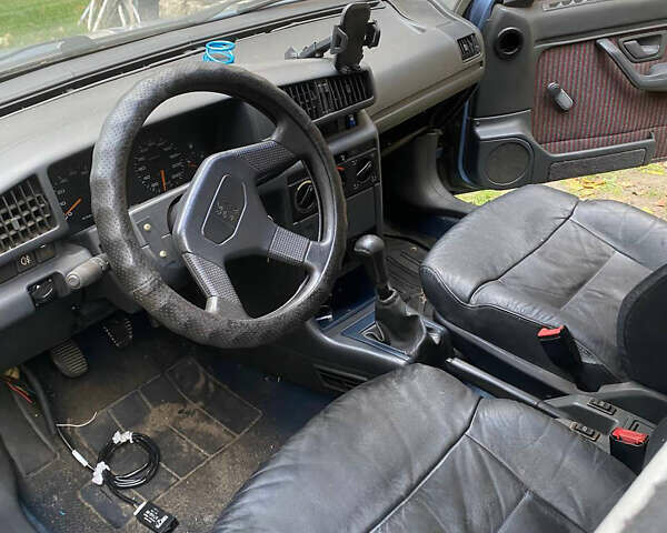 Синий Пежо 405, объемом двигателя 1.6 л и пробегом 380 тыс. км за 1000 $, фото 2 на Automoto.ua