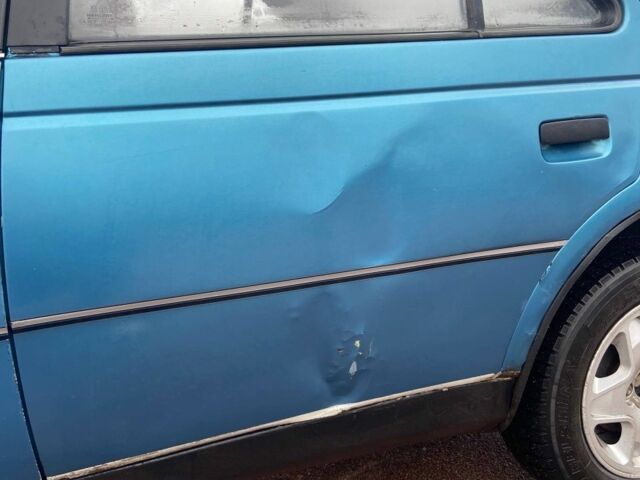 Синий Пежо 405, объемом двигателя 1.9 л и пробегом 295 тыс. км за 800 $, фото 4 на Automoto.ua