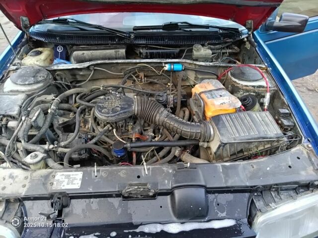 Синий Пежо 405, объемом двигателя 1.9 л и пробегом 400 тыс. км за 1200 $, фото 5 на Automoto.ua