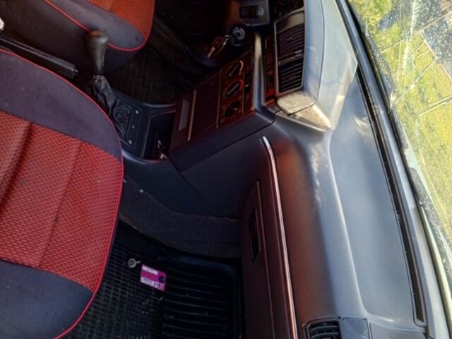 Синий Пежо 405, объемом двигателя 1.9 л и пробегом 5 тыс. км за 1000 $, фото 6 на Automoto.ua