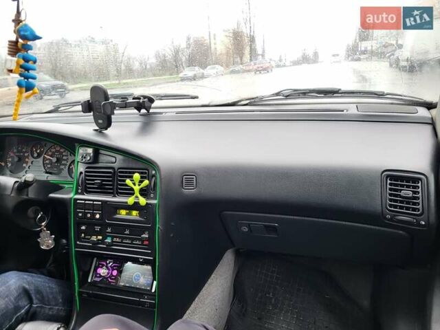 Синий Пежо 405, объемом двигателя 2 л и пробегом 200 тыс. км за 1800 $, фото 1 на Automoto.ua