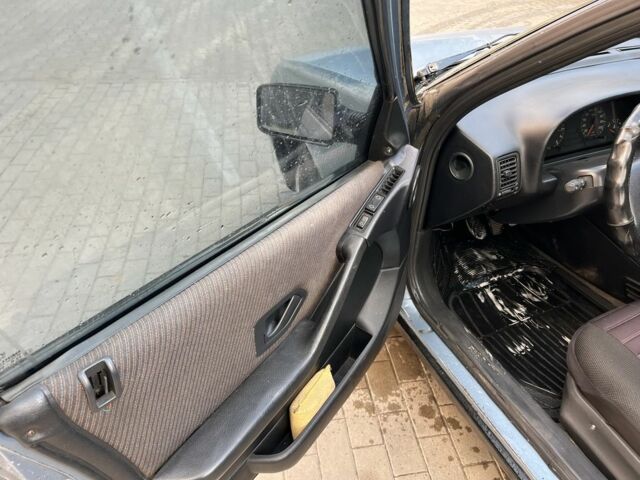 Синий Пежо 405, объемом двигателя 1.9 л и пробегом 300 тыс. км за 1400 $, фото 6 на Automoto.ua