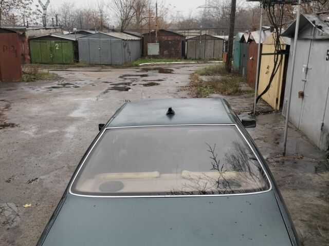 Зеленый Пежо 405, объемом двигателя 1.9 л и пробегом 260 тыс. км за 1181 $, фото 4 на Automoto.ua