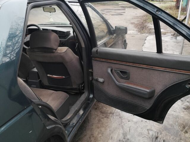 Зеленый Пежо 405, объемом двигателя 1.9 л и пробегом 260 тыс. км за 1181 $, фото 7 на Automoto.ua