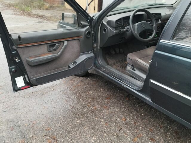 Зеленый Пежо 405, объемом двигателя 1.9 л и пробегом 260 тыс. км за 1181 $, фото 5 на Automoto.ua