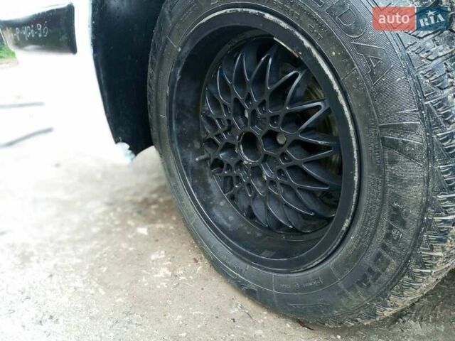 Белый Пежо 406, объемом двигателя 1.76 л и пробегом 200 тыс. км за 1850 $, фото 7 на Automoto.ua