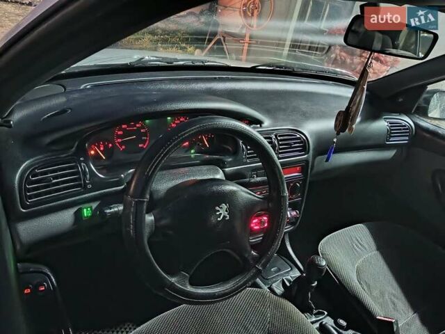 Белый Пежо 406, объемом двигателя 1.76 л и пробегом 200 тыс. км за 1850 $, фото 27 на Automoto.ua