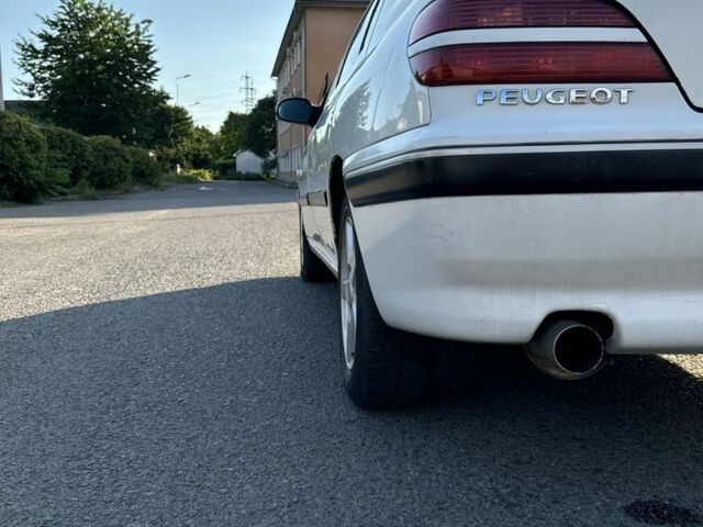 Белый Пежо 406, объемом двигателя 2 л и пробегом 411 тыс. км за 2350 $, фото 4 на Automoto.ua