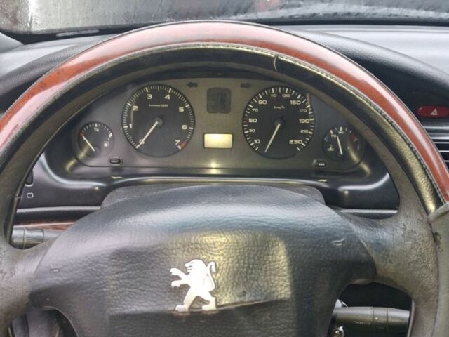 Черный Пежо 406, объемом двигателя 1.8 л и пробегом 600 тыс. км за 1500 $, фото 2 на Automoto.ua