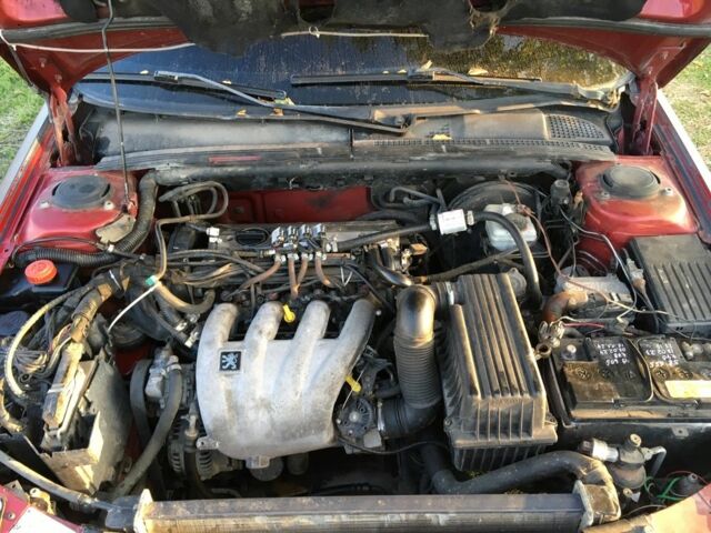 Красный Пежо 406, объемом двигателя 2 л и пробегом 134 тыс. км за 1122 $, фото 2 на Automoto.ua