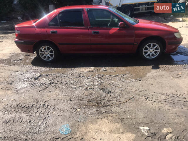 Красный Пежо 406, объемом двигателя 1.76 л и пробегом 332 тыс. км за 1250 $, фото 4 на Automoto.ua