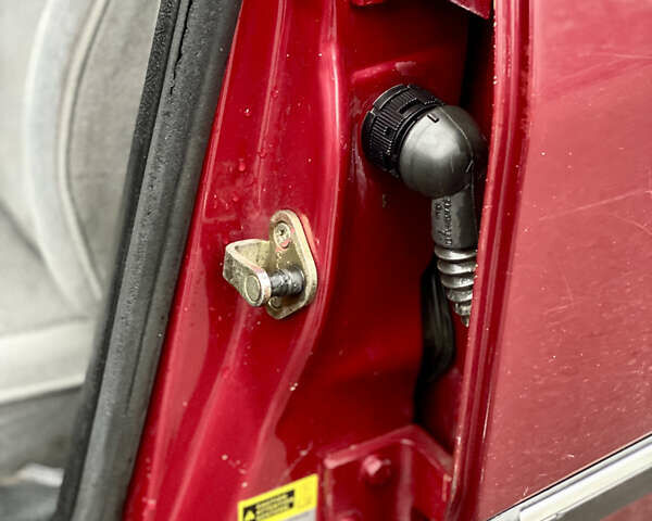 Червоний Пежо 406, об'ємом двигуна 2 л та пробігом 283 тис. км за 2350 $, фото 16 на Automoto.ua