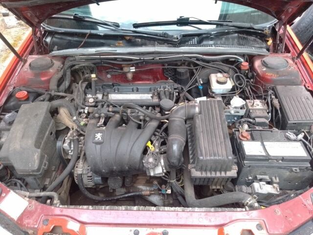 Красный Пежо 406, объемом двигателя 2 л и пробегом 315 тыс. км за 2700 $, фото 4 на Automoto.ua