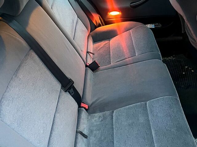 Пежо 406, об'ємом двигуна 2 л та пробігом 252 тис. км за 3500 $, фото 4 на Automoto.ua