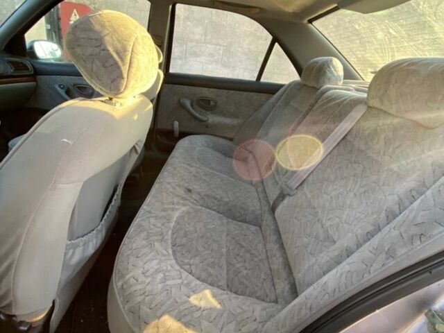 Серый Пежо 406, объемом двигателя 1.8 л и пробегом 400 тыс. км за 650 $, фото 5 на Automoto.ua