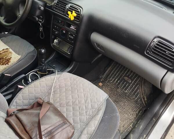 Серый Пежо 406, объемом двигателя 1.76 л и пробегом 158 тыс. км за 2200 $, фото 10 на Automoto.ua