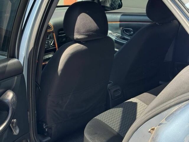 Сірий Пежо 406, об'ємом двигуна 1.8 л та пробігом 200 тис. км за 2350 $, фото 12 на Automoto.ua