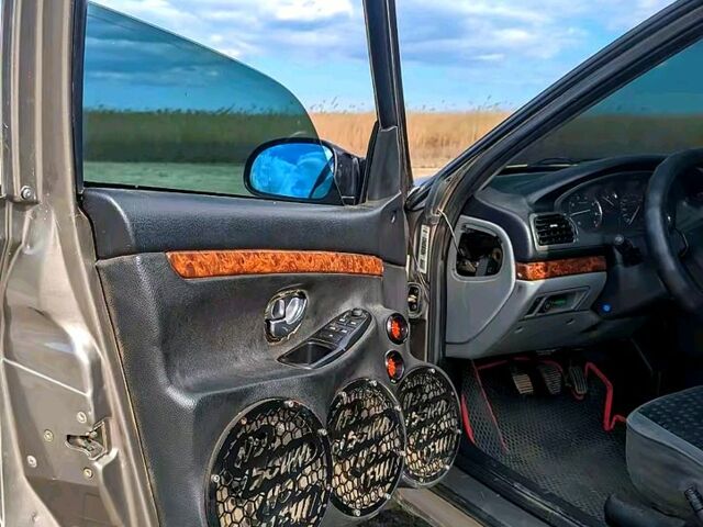 Сірий Пежо 406, об'ємом двигуна 1.8 л та пробігом 0 тис. км за 1750 $, фото 4 на Automoto.ua