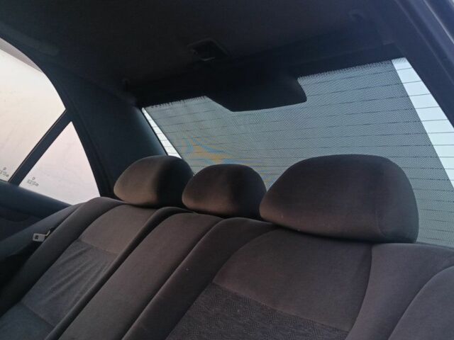 Серый Пежо 406, объемом двигателя 2 л и пробегом 4 тыс. км за 1600 $, фото 6 на Automoto.ua