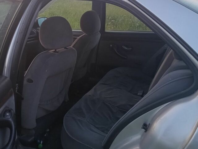 Серый Пежо 406, объемом двигателя 2 л и пробегом 4 тыс. км за 1600 $, фото 7 на Automoto.ua