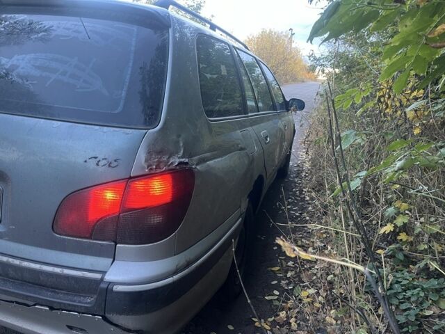 Серый Пежо 406, объемом двигателя 2.2 л и пробегом 320 тыс. км за 750 $, фото 1 на Automoto.ua