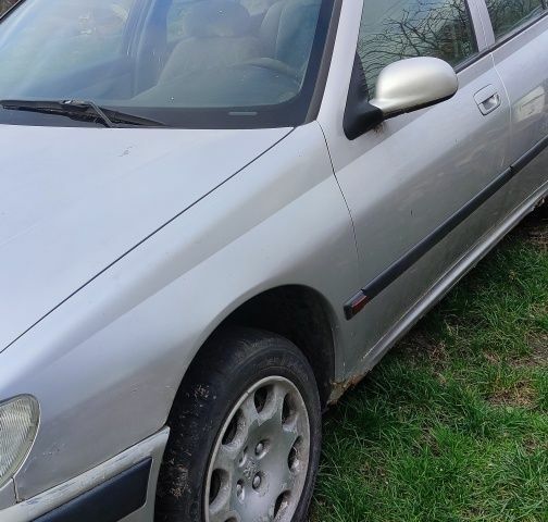 Синий Пежо 406, объемом двигателя 1.8 л и пробегом 300 тыс. км за 1500 $, фото 2 на Automoto.ua