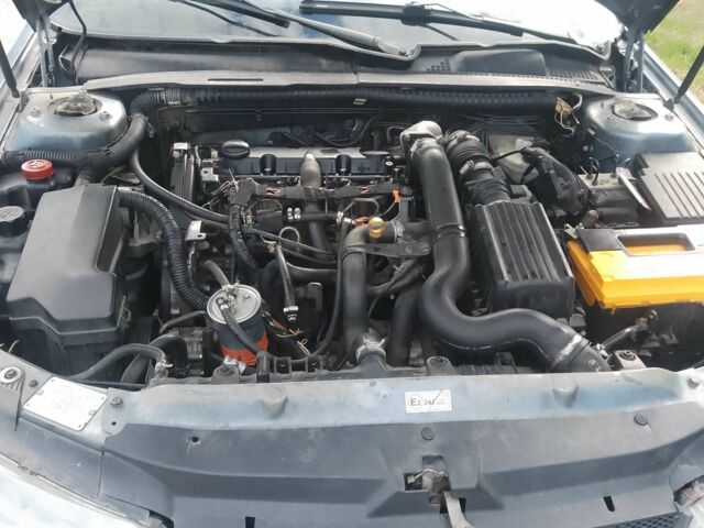 Синий Пежо 406, объемом двигателя 2 л и пробегом 200 тыс. км за 2500 $, фото 2 на Automoto.ua