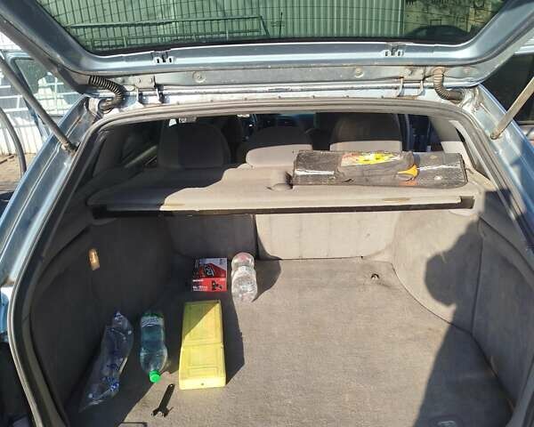 Синий Пежо 406, объемом двигателя 2 л и пробегом 323 тыс. км за 3500 $, фото 4 на Automoto.ua