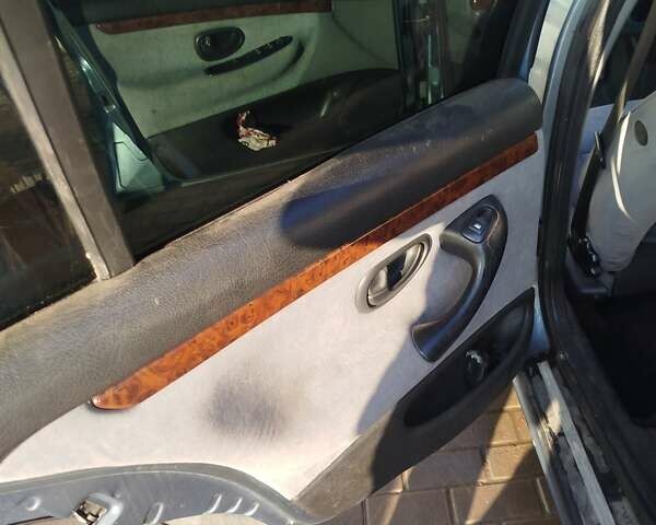 Синий Пежо 406, объемом двигателя 2 л и пробегом 323 тыс. км за 3500 $, фото 7 на Automoto.ua