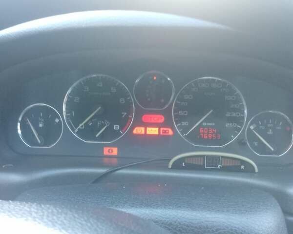 Зеленый Пежо 406, объемом двигателя 3 л и пробегом 769 тыс. км за 1750 $, фото 1 на Automoto.ua