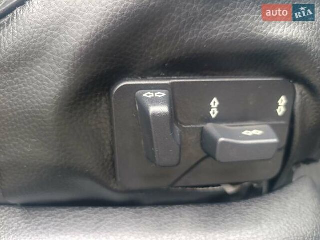 Зеленый Пежо 406, объемом двигателя 2.1 л и пробегом 220 тыс. км за 2600 $, фото 24 на Automoto.ua