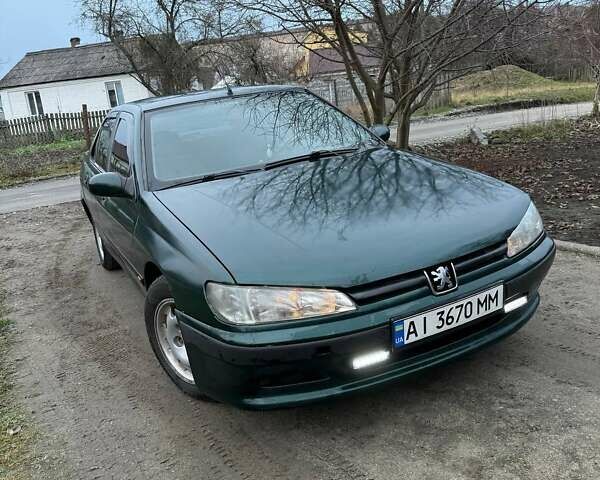 Зелений Пежо 406, об'ємом двигуна 1.76 л та пробігом 250 тис. км за 2300 $, фото 3 на Automoto.ua