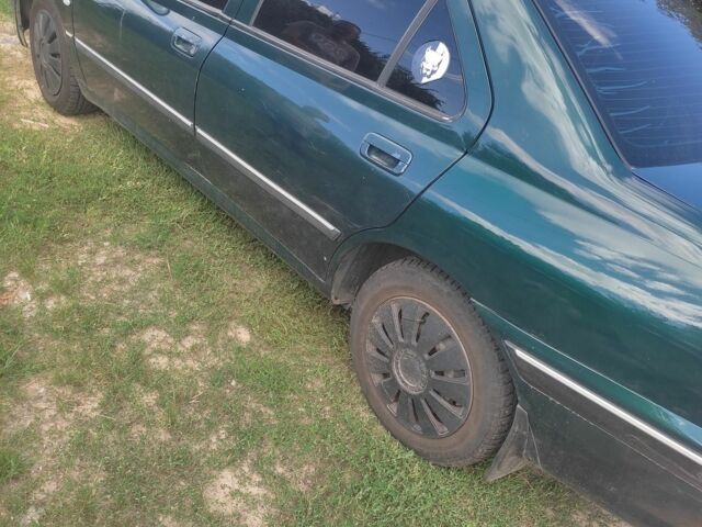 Зелений Пежо 406, об'ємом двигуна 0 л та пробігом 300 тис. км за 500 $, фото 6 на Automoto.ua