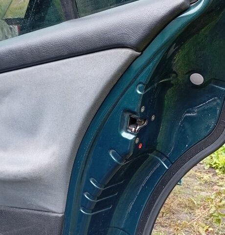 Пежо 406 2000 в Носовке на Automoto.ua Зеленый Пежо 406, объемом двигателя 1.8 л и пробегом 420 тыс. км за 1700 $, фото 12 на Automoto.ua