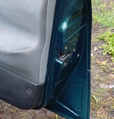 Пежо 406 2000 в Носовке на Automoto.ua Зеленый Пежо 406, объемом двигателя 1.8 л и пробегом 420 тыс. км за 1700 $, фото 11 на Automoto.ua